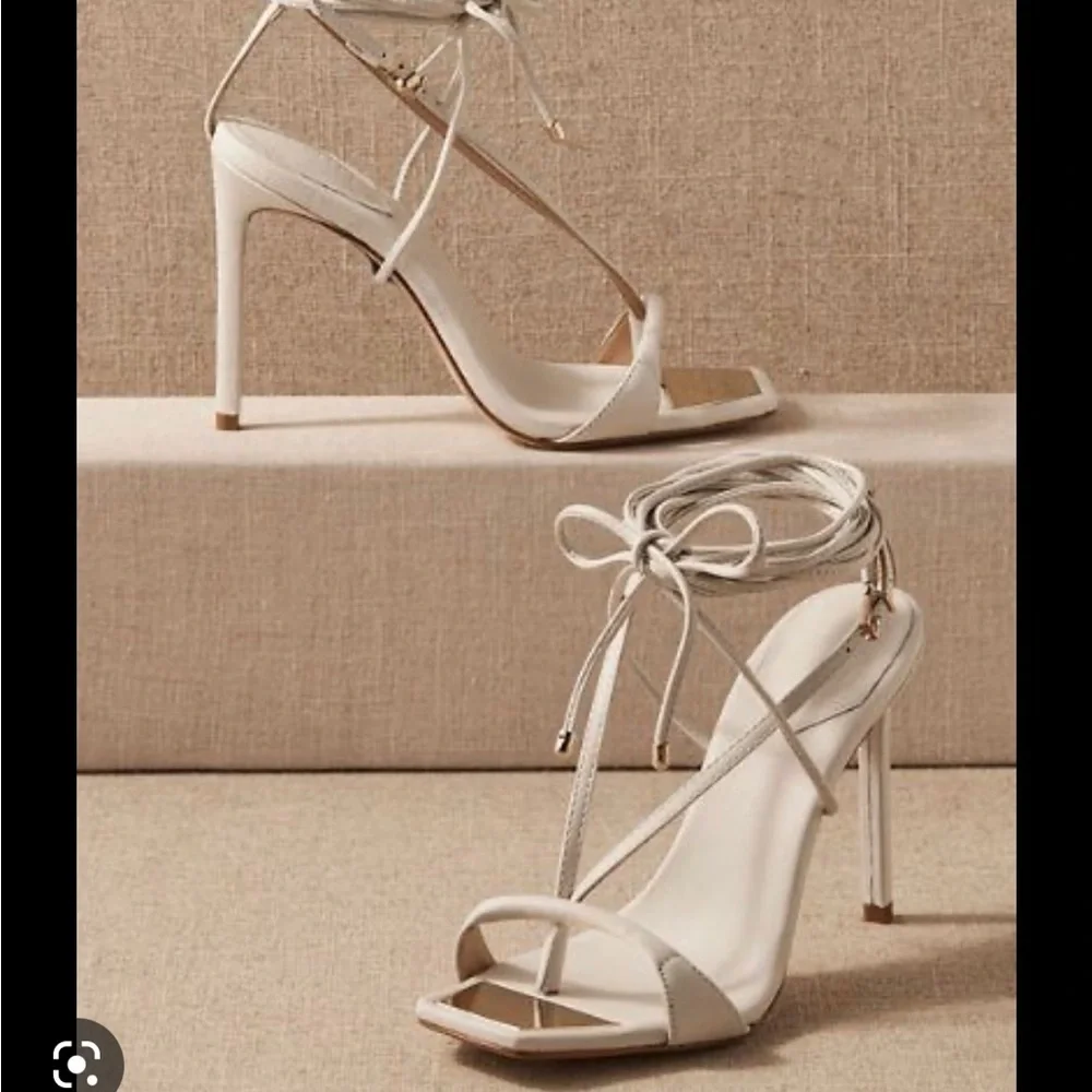 Schutz Vikki heels like new - Picture 2 of 6